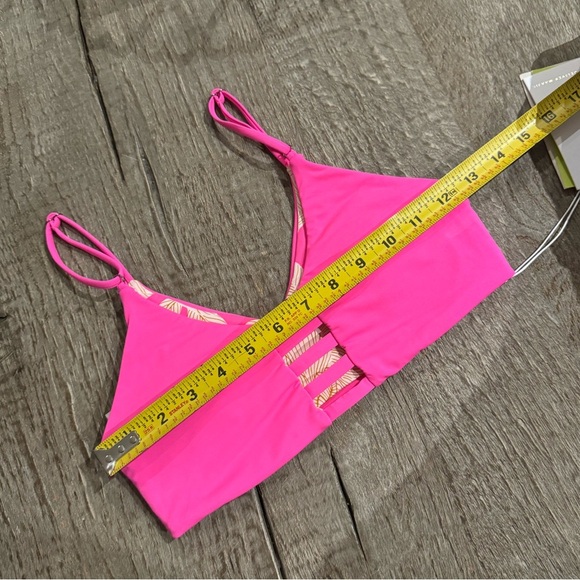 Maaji Radiant Pink Praia Reversible Bikini Top. - Picture 5 of 6